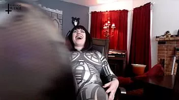 Redare Cățea de picior captivă a lui Janebot cu robotul Jane Judge