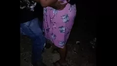 चलाएँ एक दोस्त की गंदी कल्पना को पूरा करना