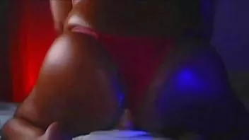 Reproducir Cd kelly 666 latina ébano cd con consolador en su culo! volumen anal masivo 2