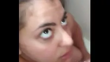Reproducir Sub árabe quería probar la lluvia dorada pero siguió chupándome