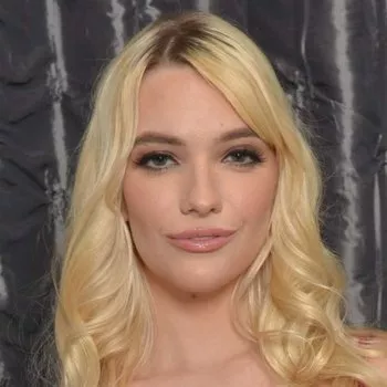 Bintang porno Kenna James