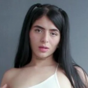 قناة Abby Montano
