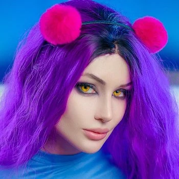 Pornostar Amber Hallibell